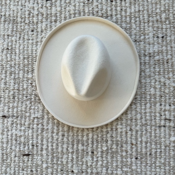 Gigi Pip x Cara Loren Hat Collaboration - Picture 7 of 8